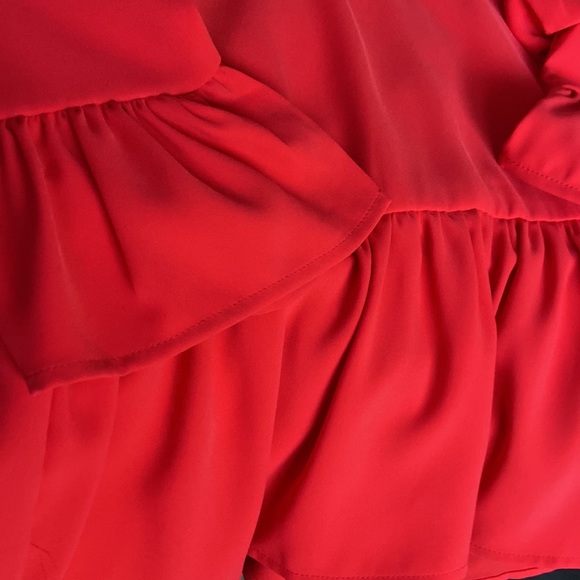 Chic 5 Dress - Picture 4 of 4